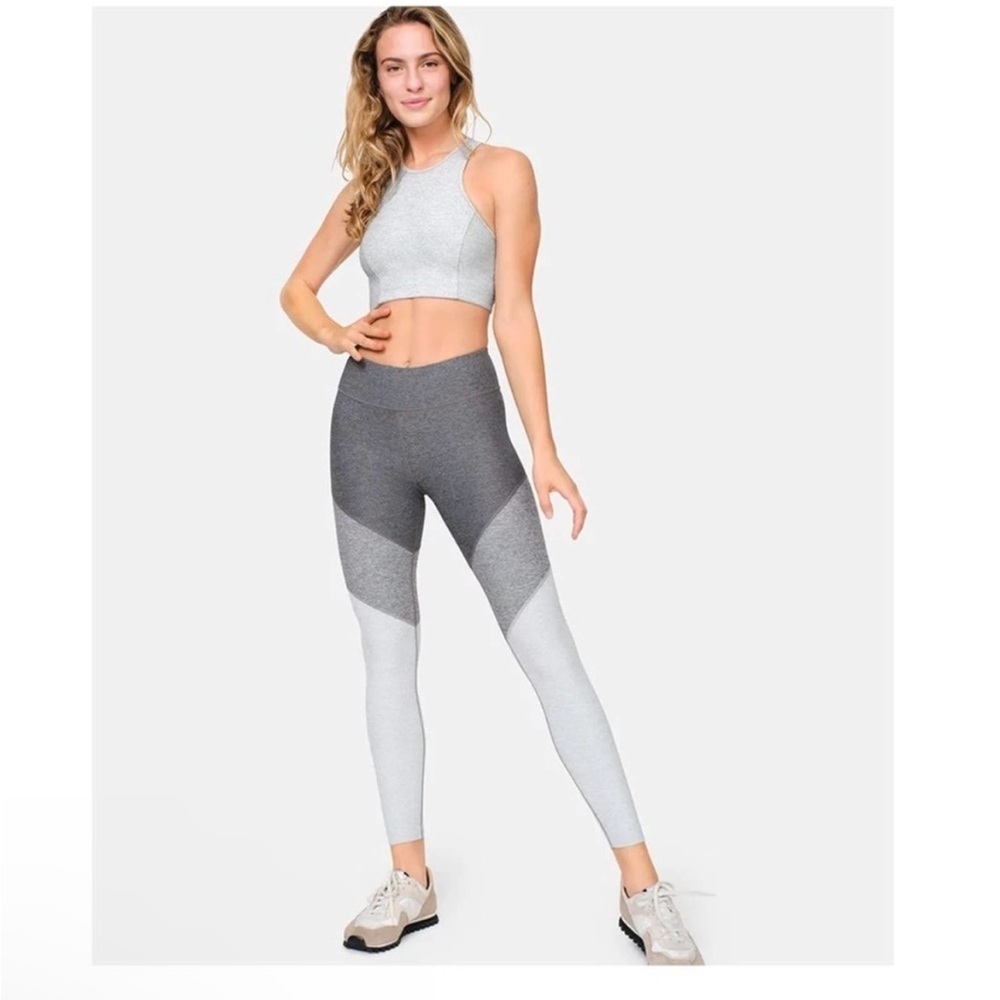 Outdoor Voices 7/8 Springs Grey Color Block Leggings Size‎ M